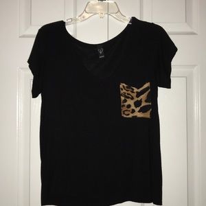 Black T-Shirt with Cheetah pocket. Size S